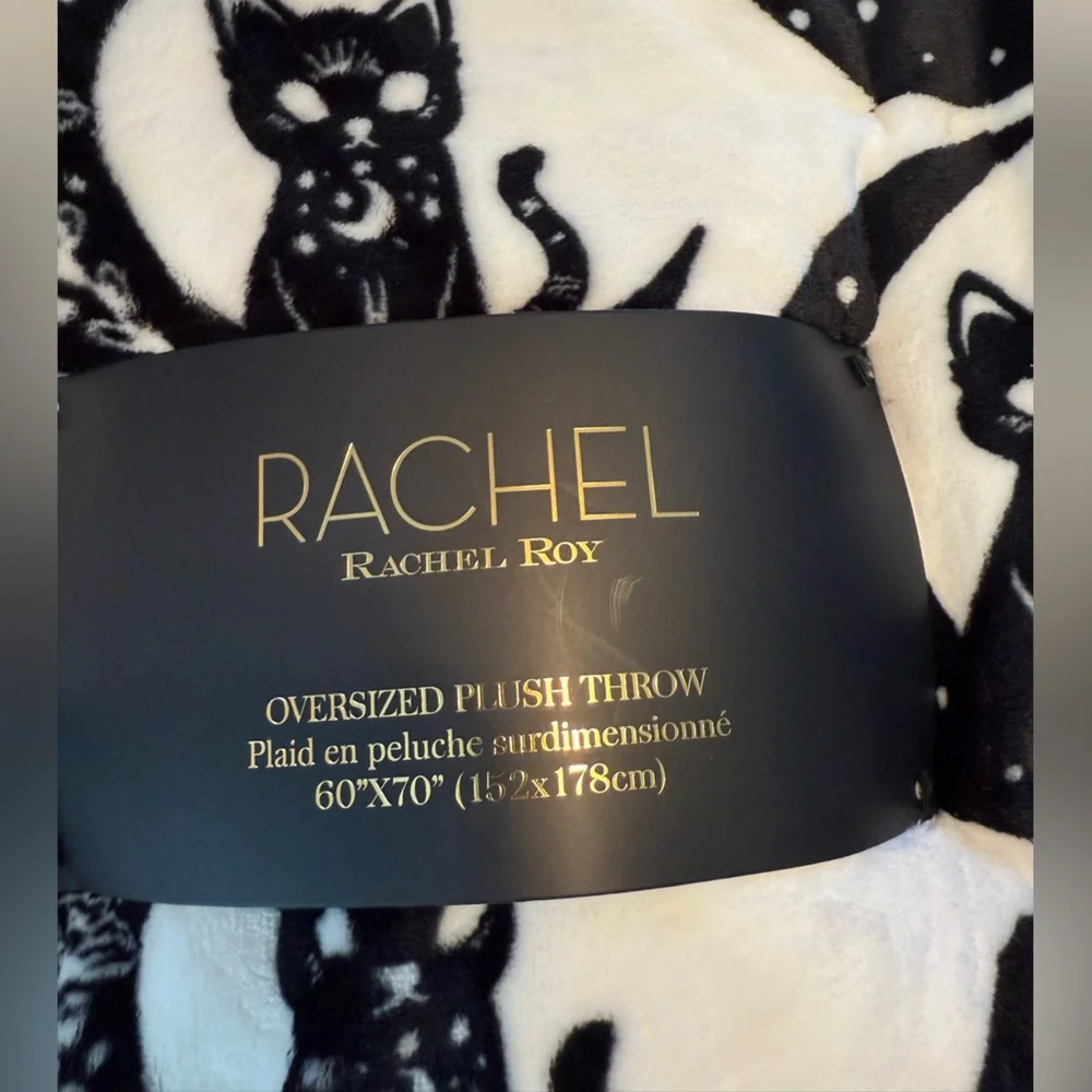 RACHEL Rachel Roy Black and White Cat Throw - Picture 2 of 2